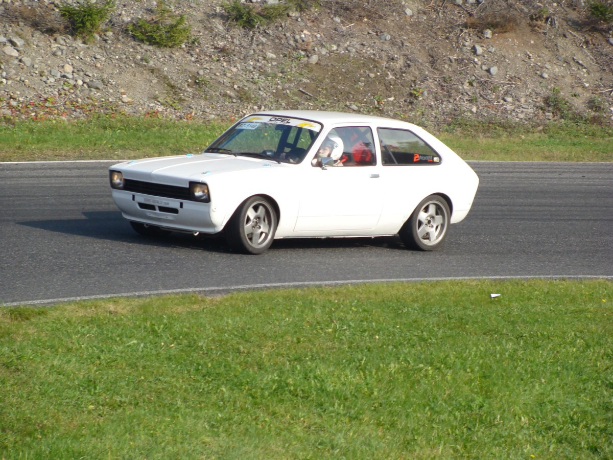 Radalle.com Ahvenisto 29.09.2007, Valkoinen Opel Kadett City