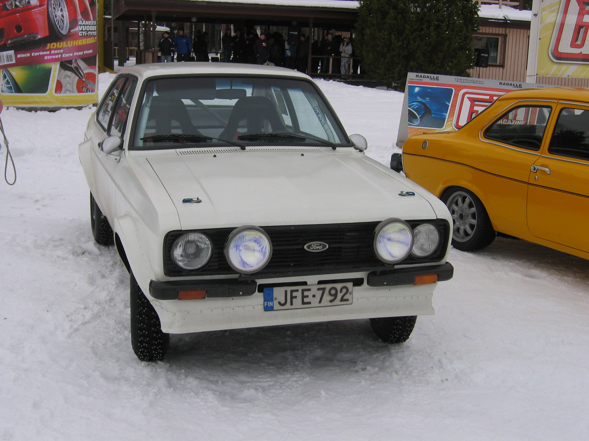 Radalle.com imatra 8.3.2008, Valkoinen Ford Escort MK2, vÃ¤likoppa