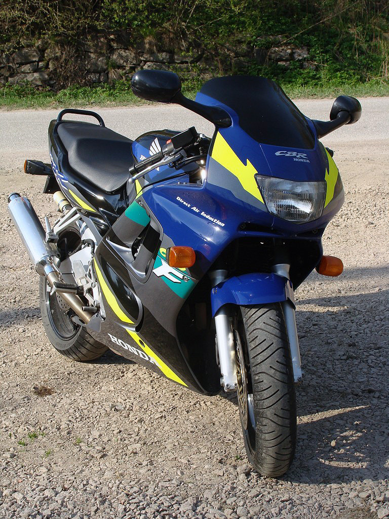 Honda CBR 600f -96