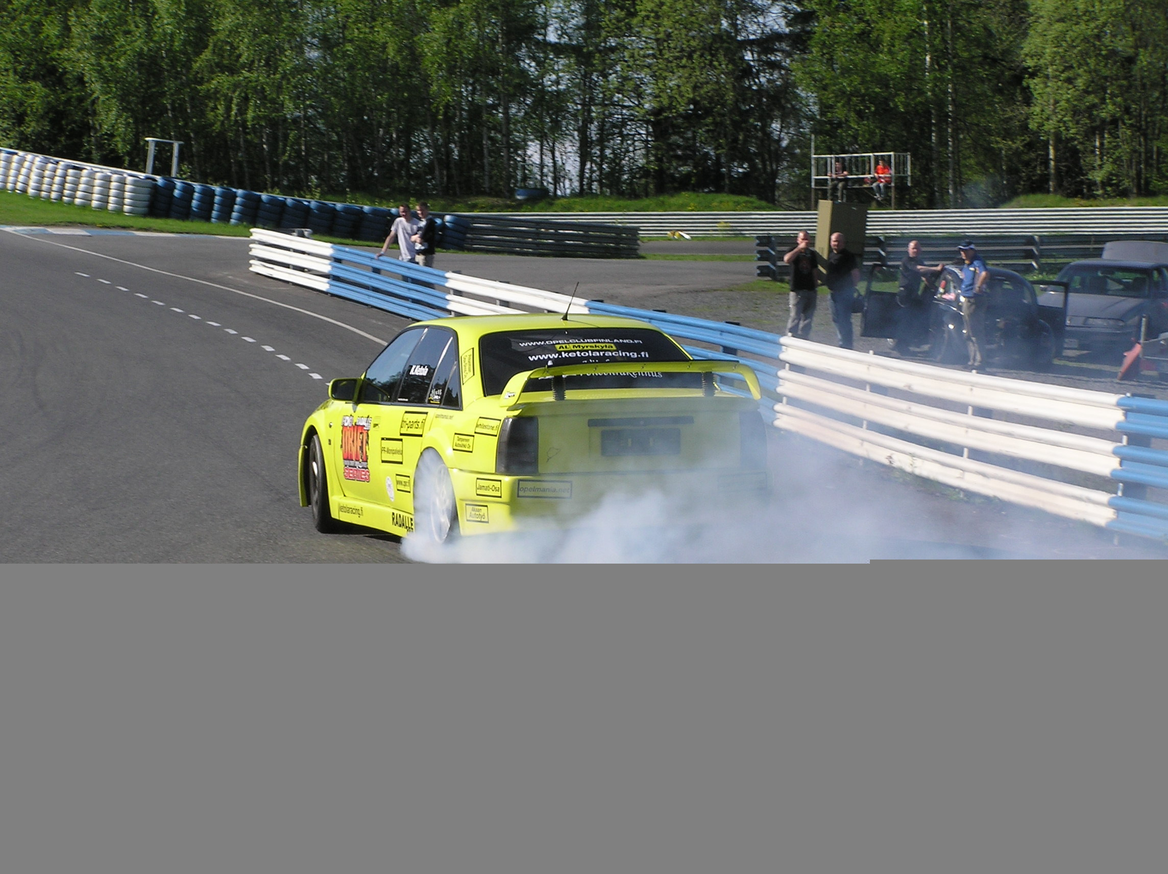 Ahveniston ratapÃ¤ivÃ¤ 10.5.2008, Ketolan Opel Omega lÃ¤hdÃ¶ssÃ¤ Ahveniston radalle