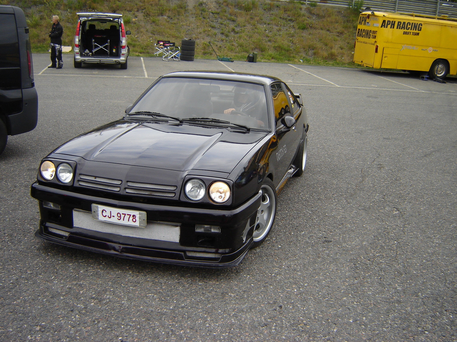 Radalle.com Ahvenisto 14.6.2008, Musta Opel Manta B