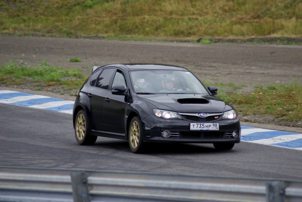 Radalle.com Ahvenisto 9.8.2008, Subaru Impreza STi, musta