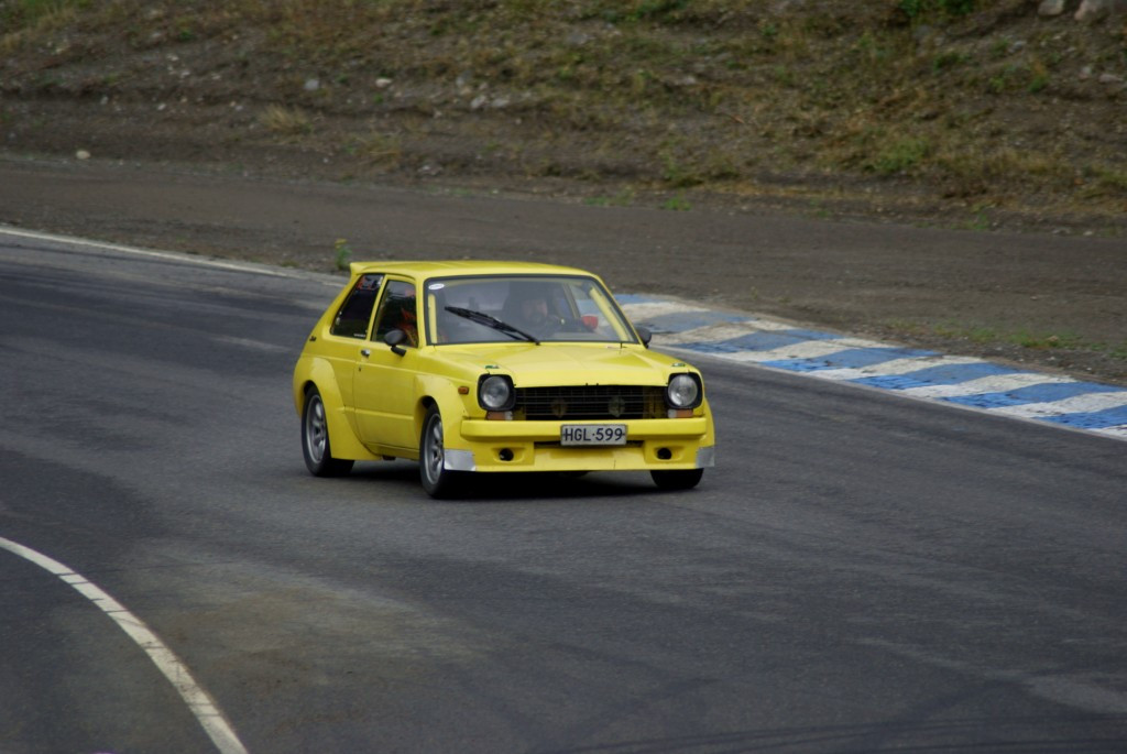 Radalle.com Ahvenisto 9.8.2008, Jani Starletilla Ahvenistolla, TRD N1 Toyota Starlet KP60 on race track