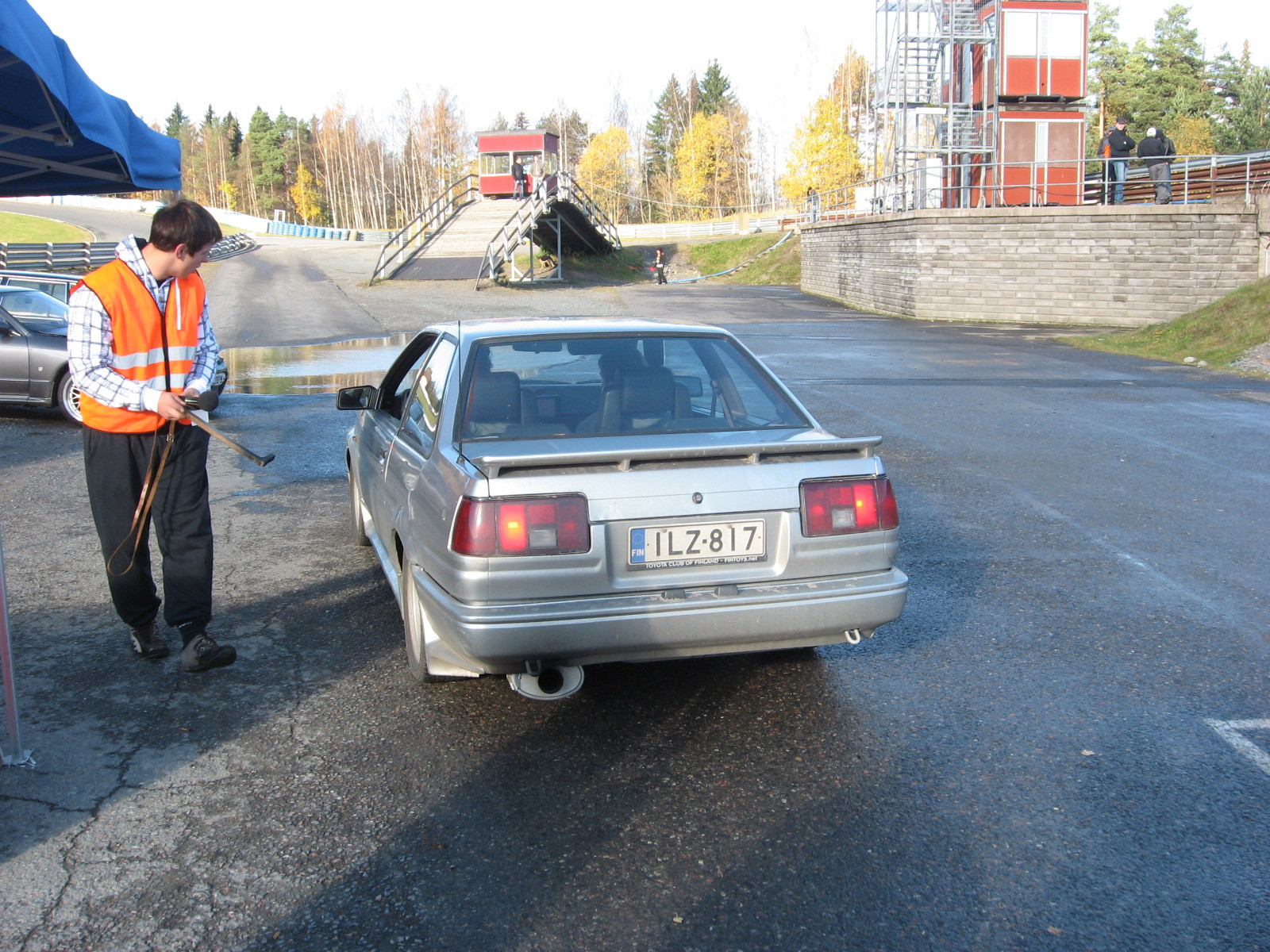 Radalle.com AhvenistoExtra 18.10.2008, Hopeinen Toyota Corolla AE86 GT