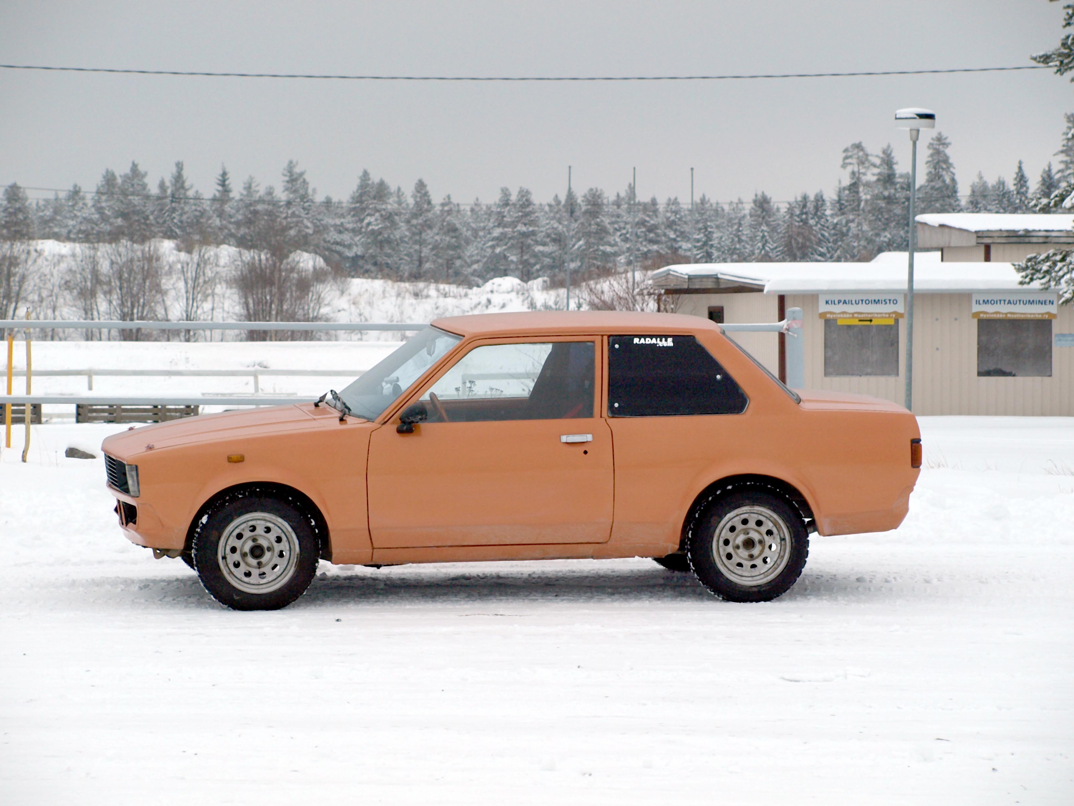 Radalle.com jÃ¤Ã¤ratapÃ¤ivÃ¤ 24.1.2009 HyvinkÃ¤Ã¤, Toyota Corolla DX