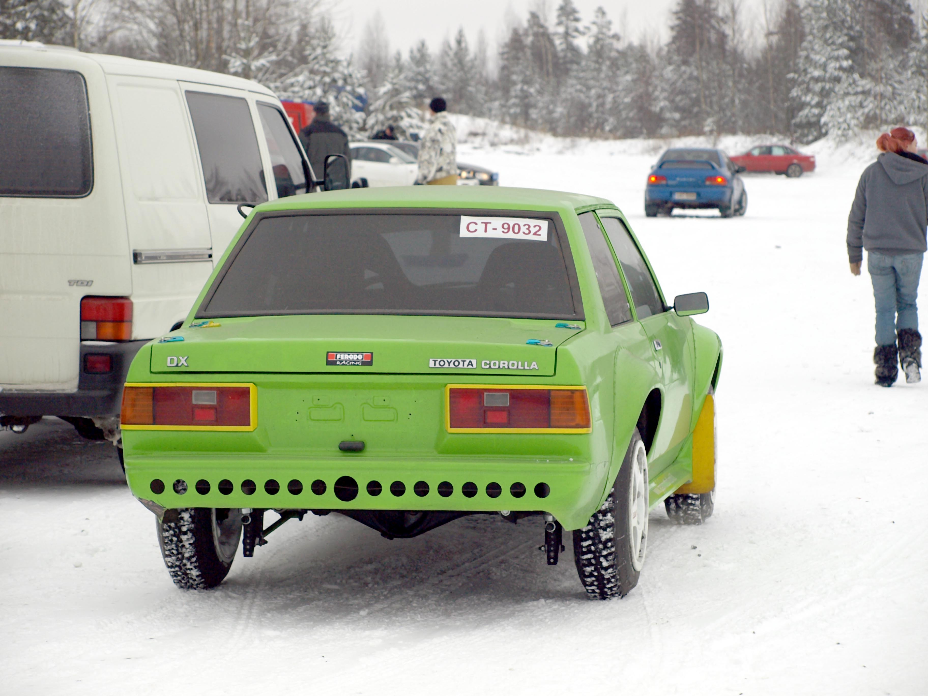 Radalle.com jÃ¤Ã¤ratapÃ¤ivÃ¤ 24.1.2009 HyvinkÃ¤Ã¤, VihreÃ¤ DX Corolla piikkipyÃ¶rillÃ¤