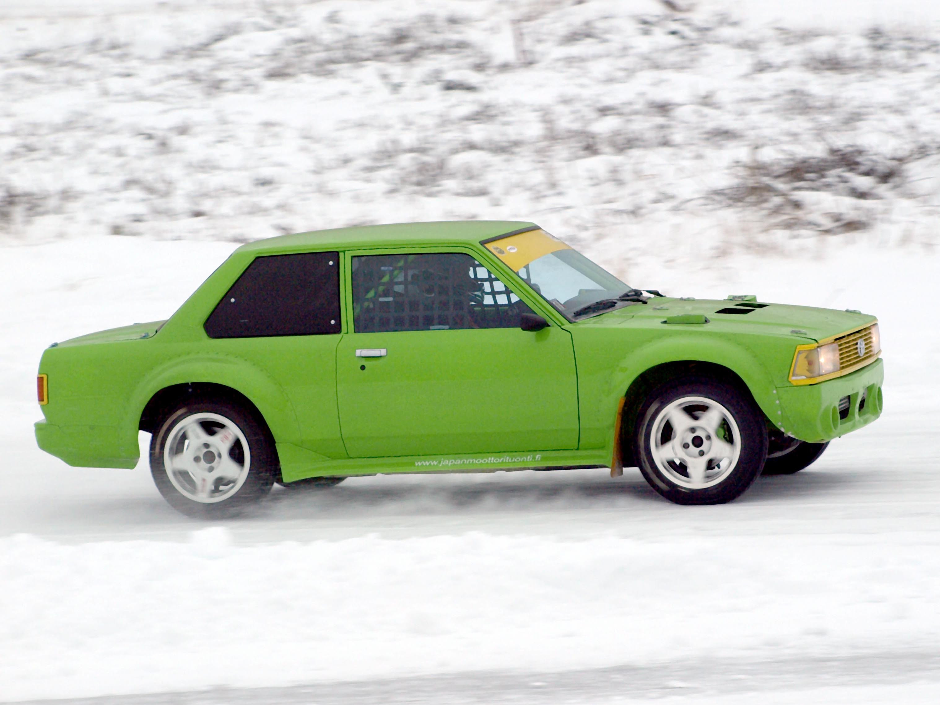 Radalle.com jÃ¤Ã¤ratapÃ¤ivÃ¤ 24.1.2009 HyvinkÃ¤Ã¤, LimenvihreÃ¤ DX Corolla KE70 jÃ¤Ã¤radalla