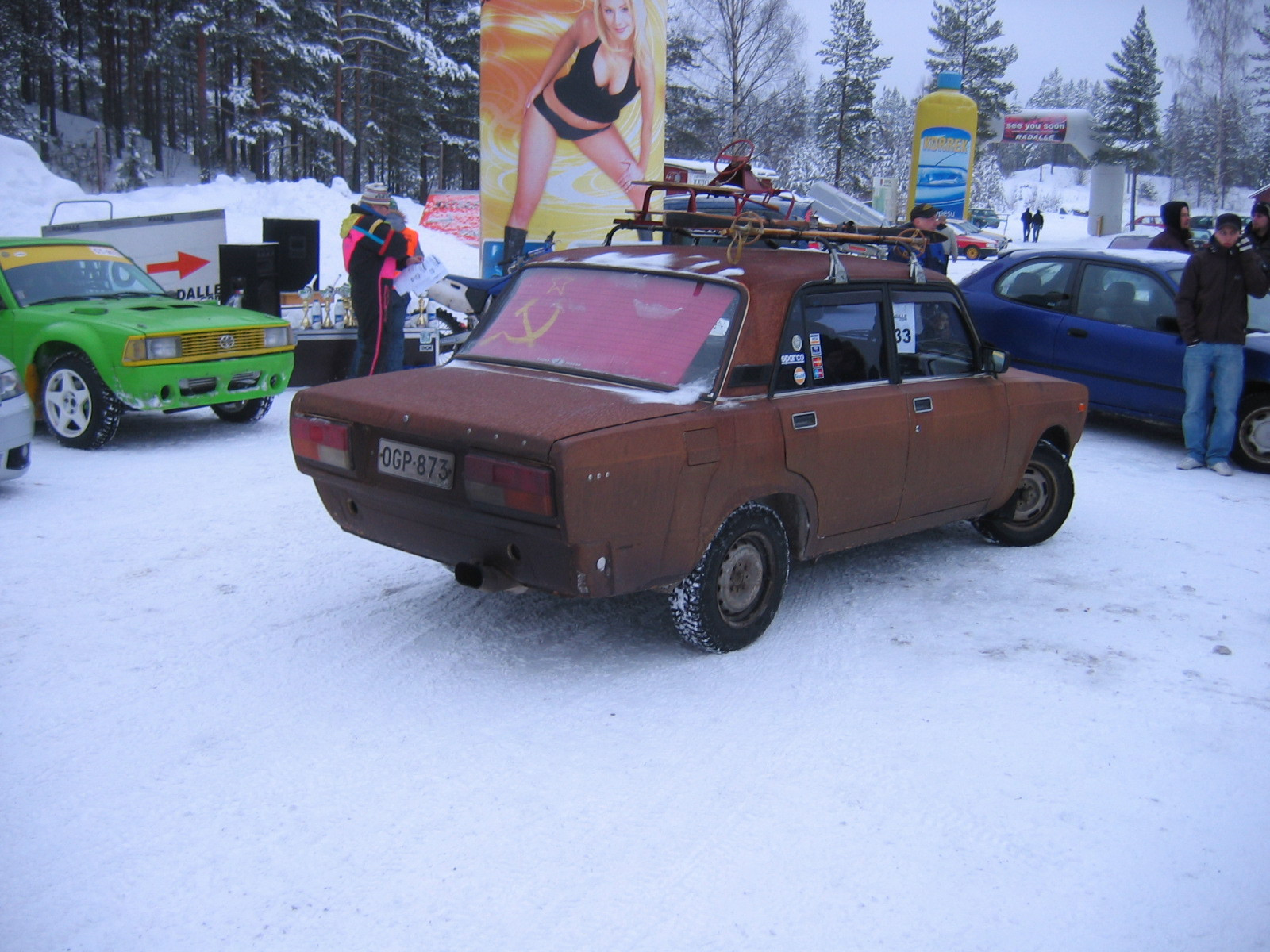 Lasol jÃ¤Ã¤ratapÃ¤ivÃ¤ joutsa 7.2.2009, Ruosteinen lada