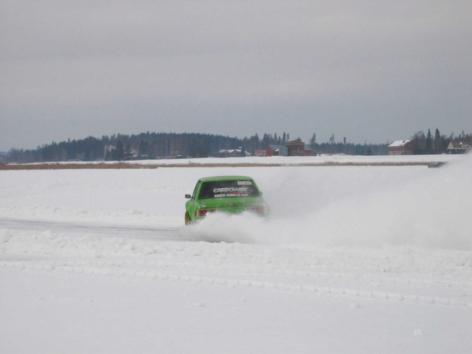 TalvipÃ¶rinÃ¤t KantelejÃ¤rvellÃ¤ 22.2.2009, VihreÃ¤ Corolla