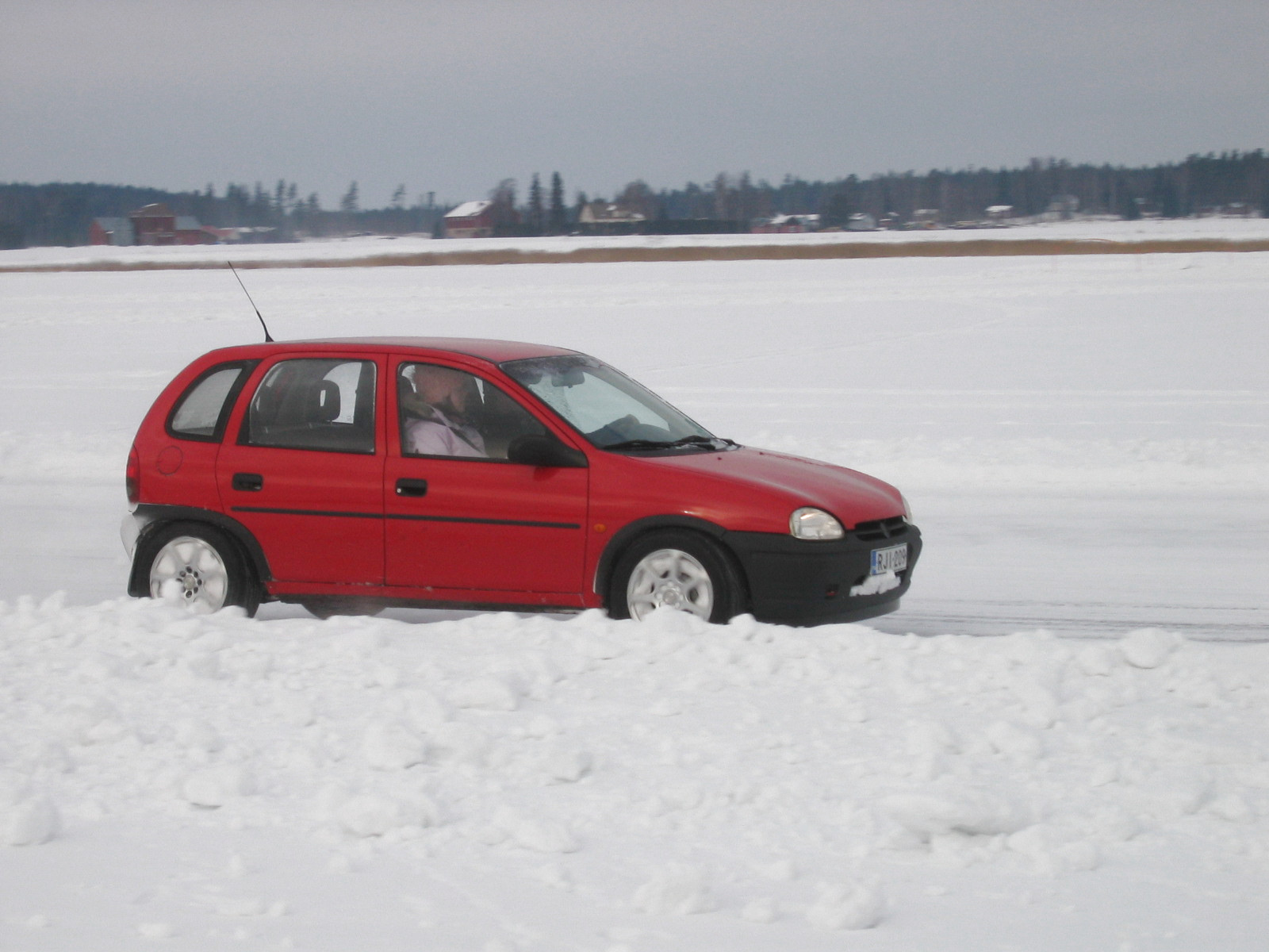 TalvipÃ¶rinÃ¤t KantelejÃ¤rvellÃ¤ 22.2.2009