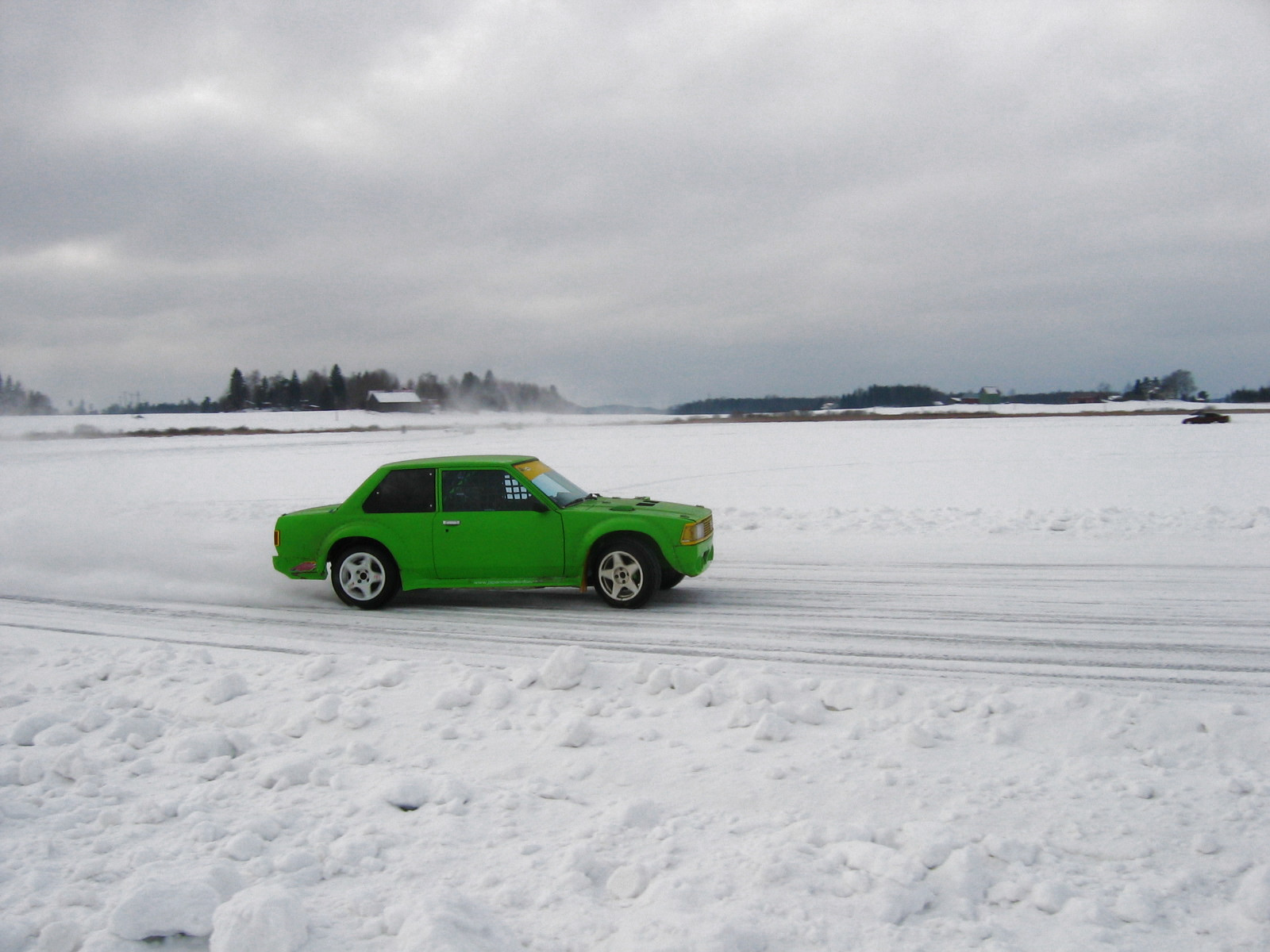 TalvipÃ¶rinÃ¤t KantelejÃ¤rvellÃ¤ 22.2.2009, VihreÃ¤ Deksi