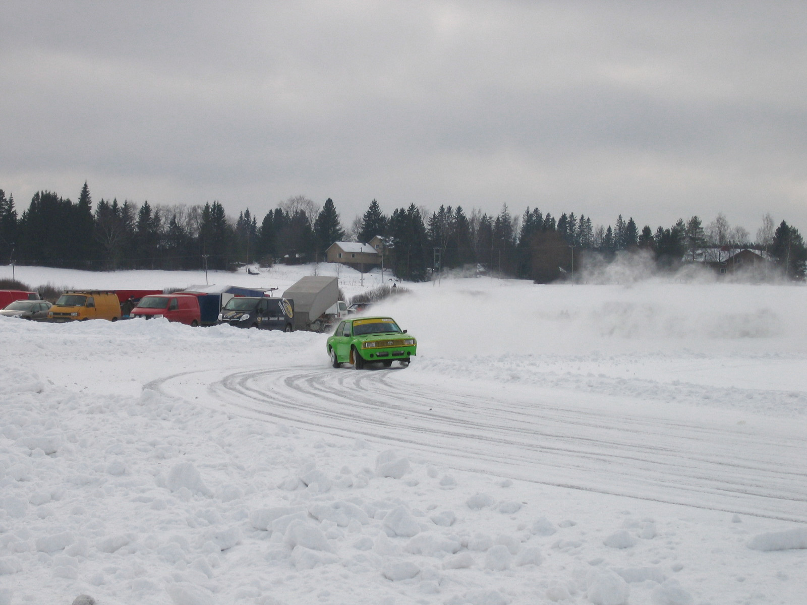 TalvipÃ¶rinÃ¤t KantelejÃ¤rvellÃ¤ 22.2.2009, Corolla