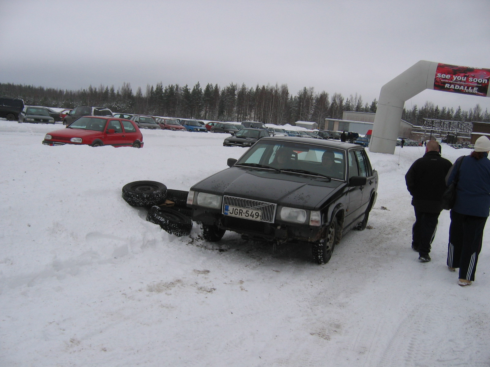 Radalle.com JÃ¤Ã¤ratapÃ¤ivÃ¤t imatra, Musta Volvo 740?