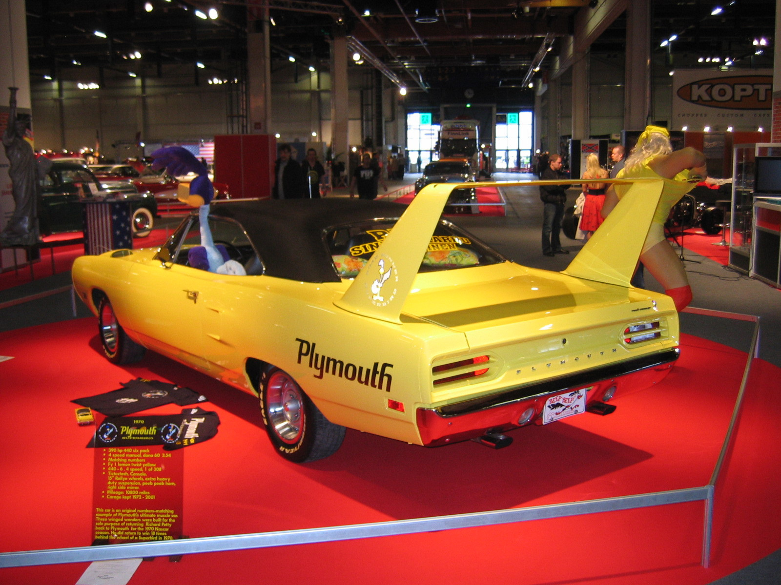 ACS 10.04.2009, American Car Show, Plymouth Superbird Keltainen