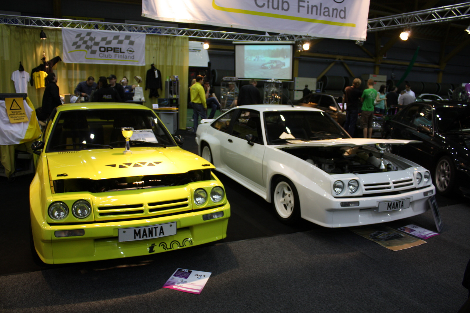 Hot Rod & Rock Show 2009, Keltainen ja valkoinen Opel Manta