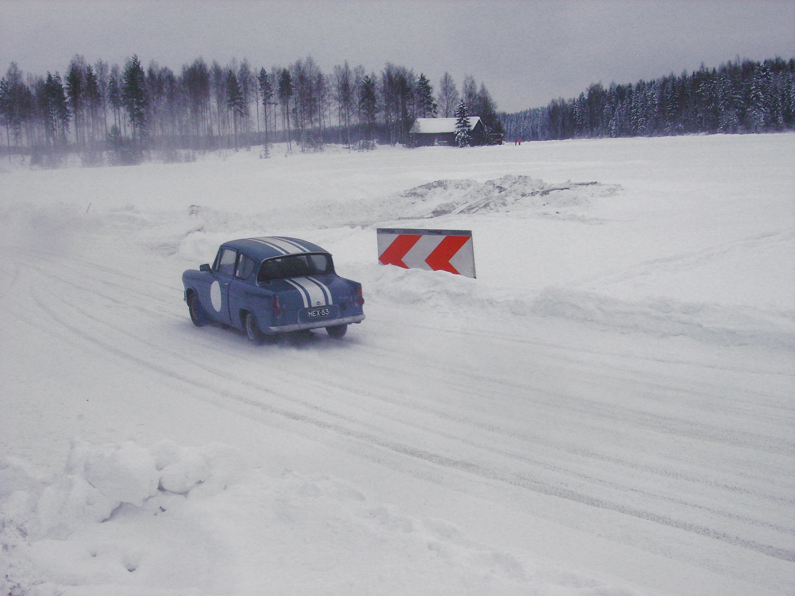 JÃ¤Ã¤radalle.com Pukkila 13.2.2010, Ford Anglia