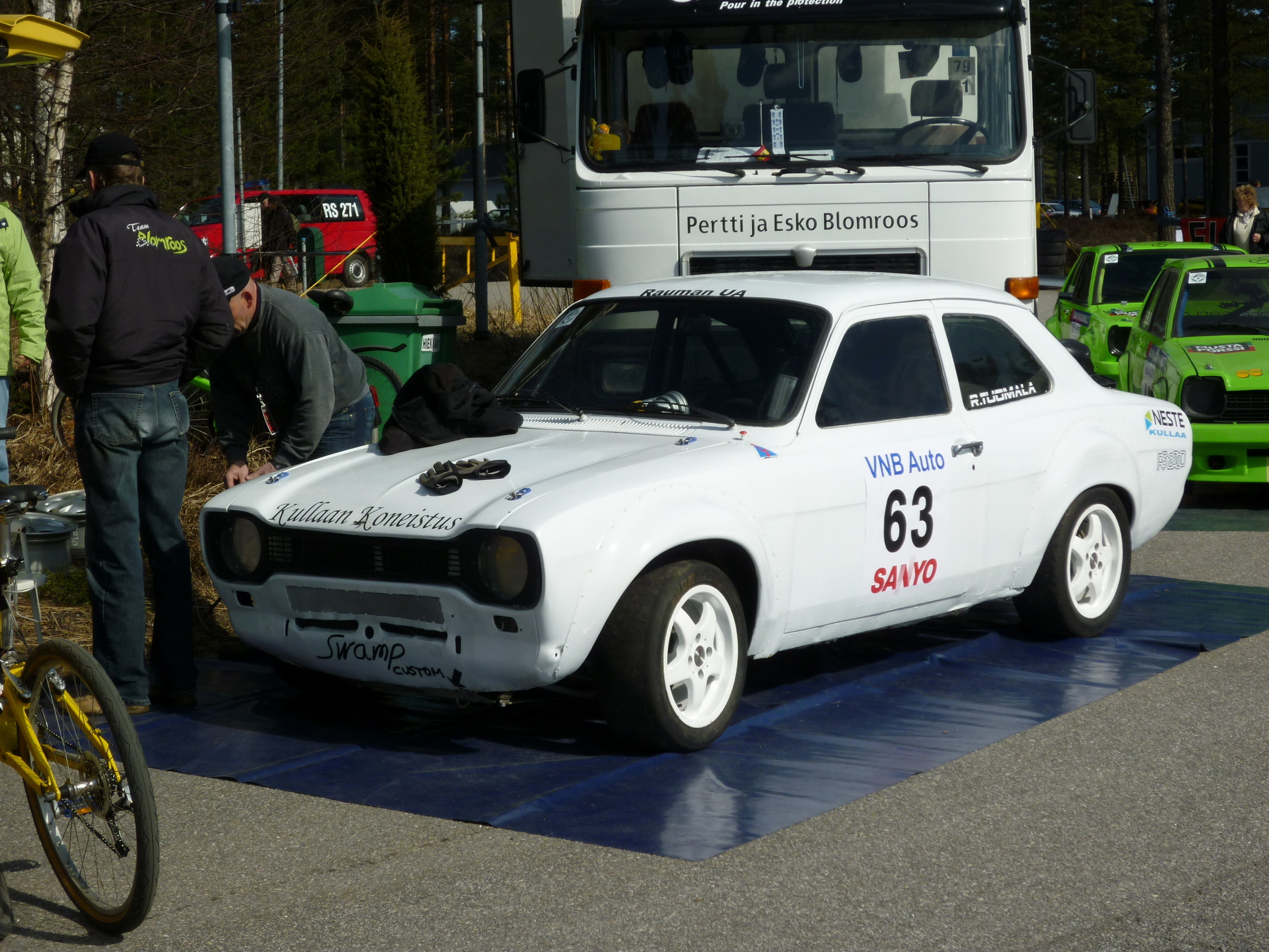 Future rallisprint HorsbÃ¤ck 25.04.2010, Valkoinen Ford Escort MK1 kilpa-auto