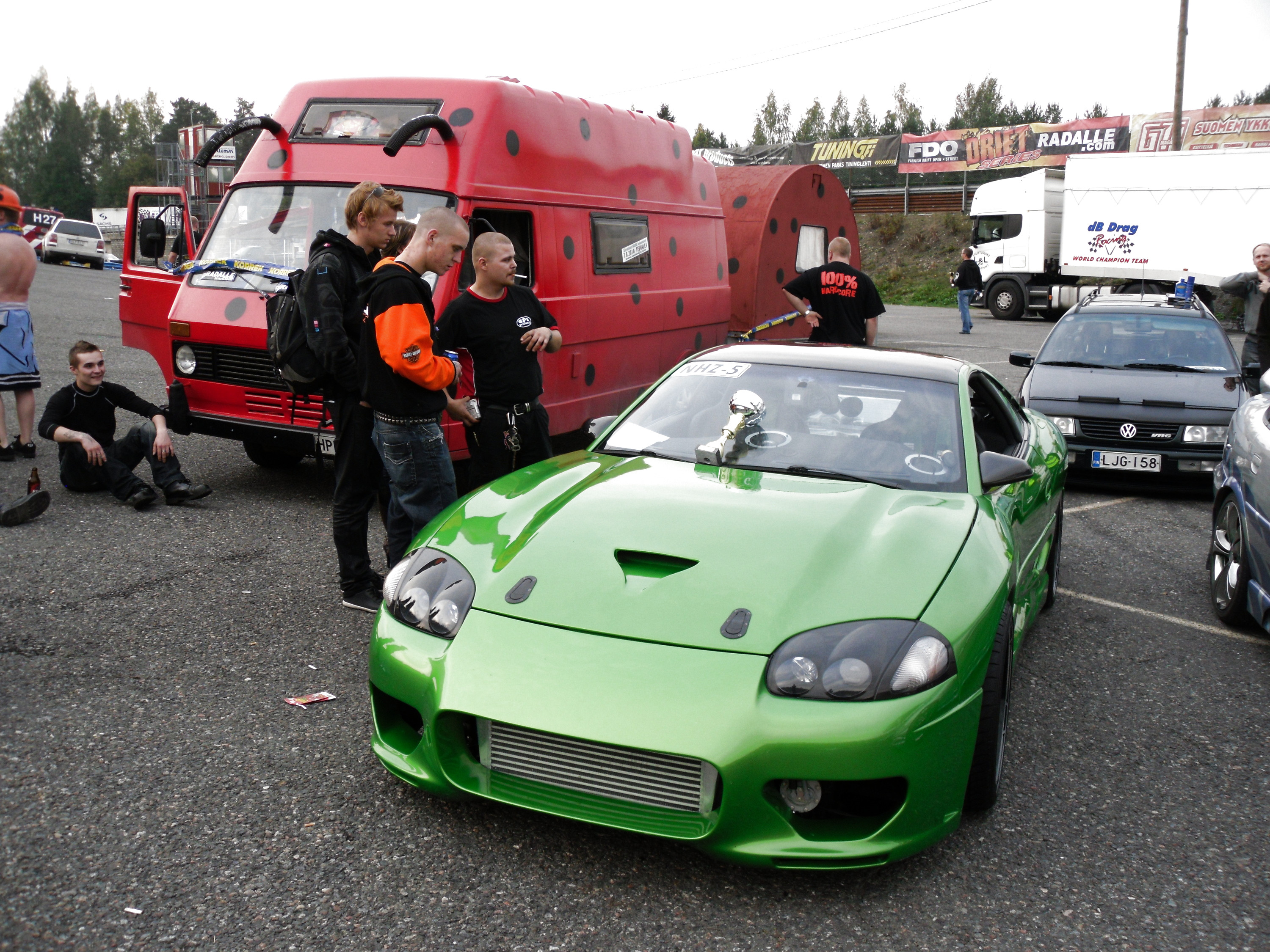 Radalle.com finals Ahvenisto 25.9.2010, Dodge Stealth (LÃ¶nngrenin Markon VihreÃ¤)