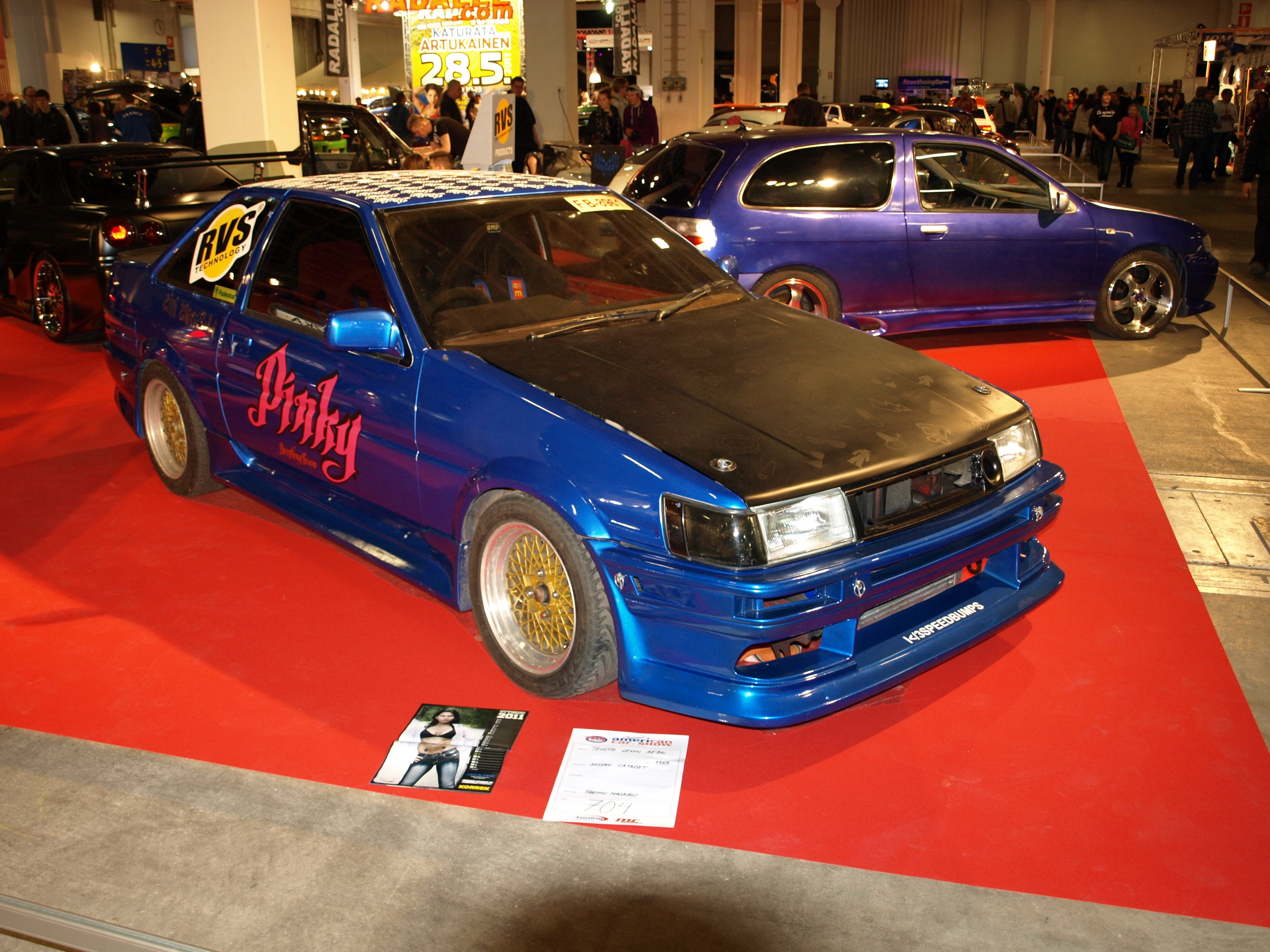 ACS 2011 American Car Show, Sininen AE86 Toyota Corolla GT Levin. Nissan CA18DET -moottorilla