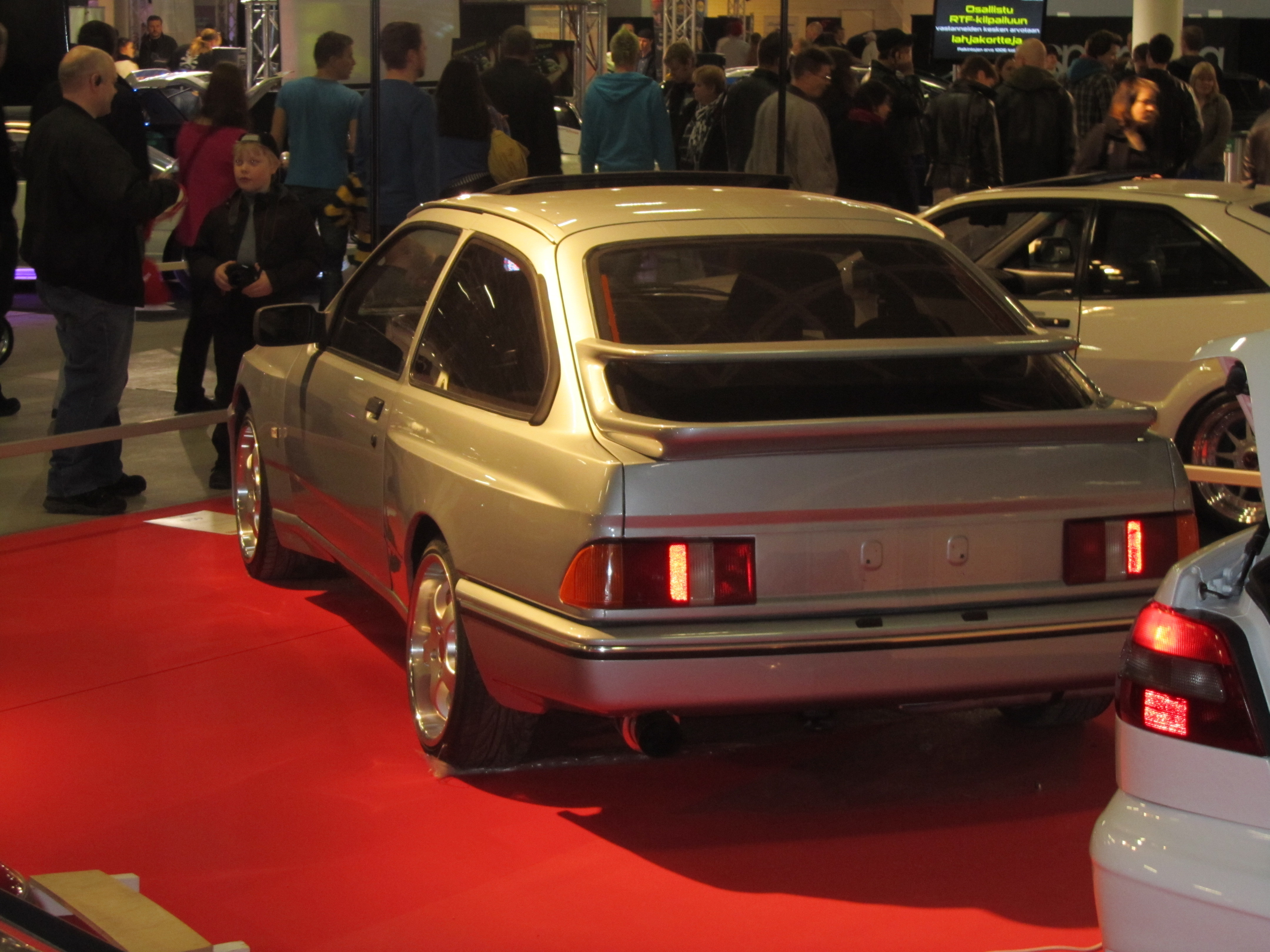 ACS, American Car Show 2012, Hopeanharmaa Ford Sierra mk1 hatchback