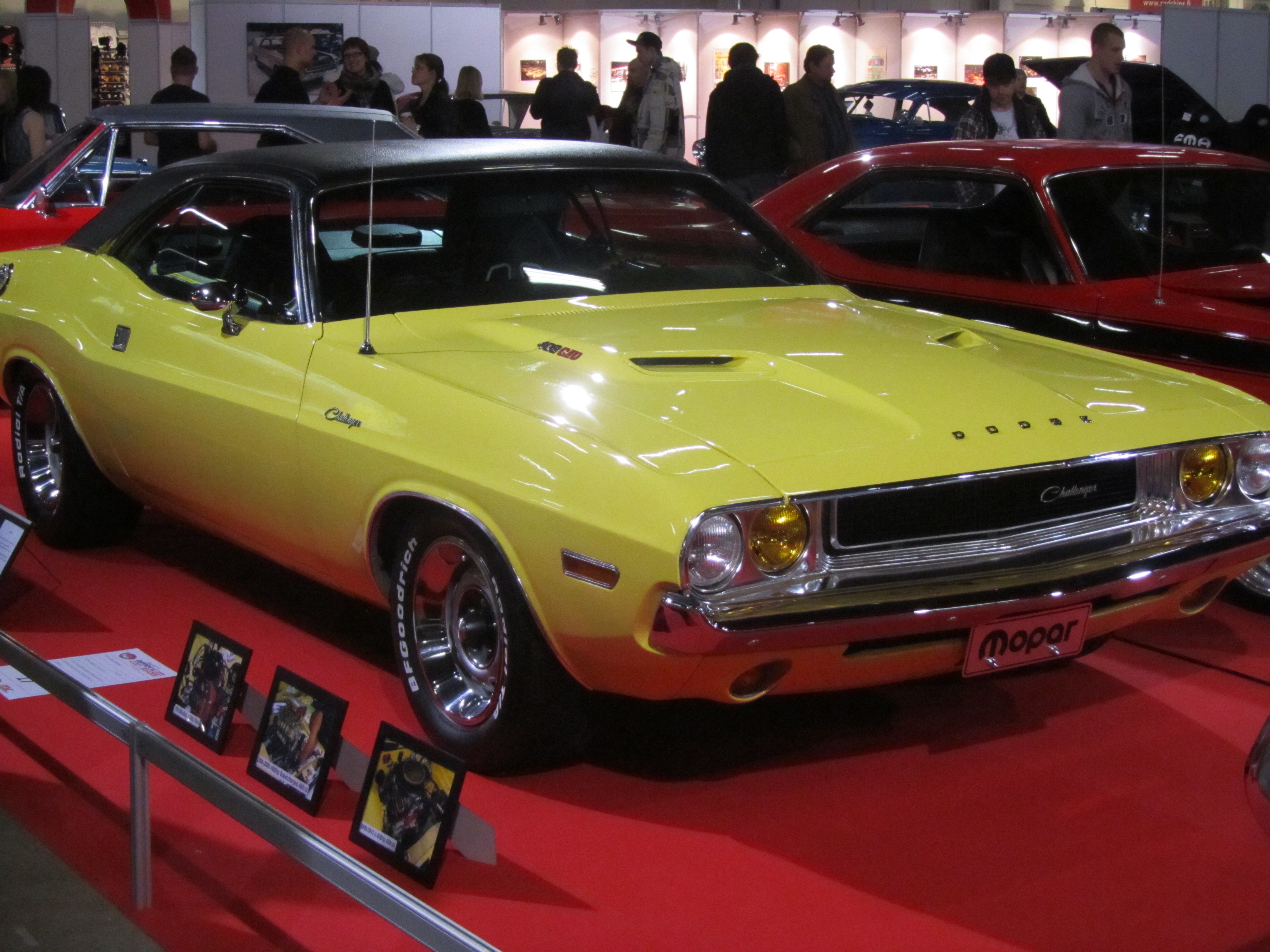 ACS, American Car Show 2012, Keltainen Dodge Charger