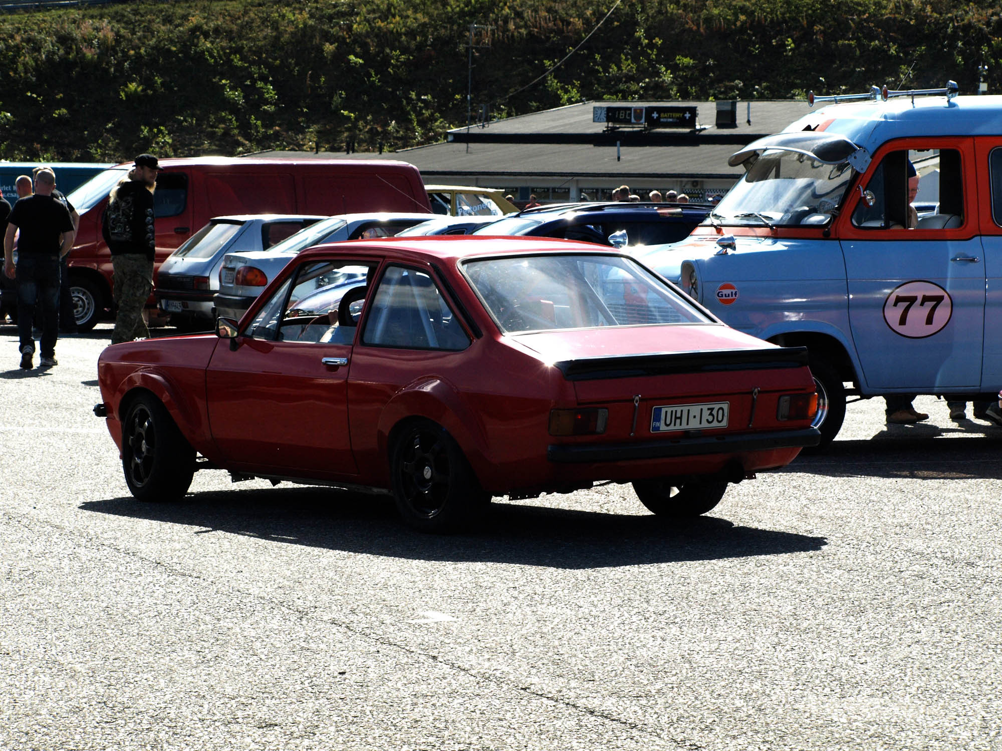 Fintoys ratapÃ¤ivÃ¤ 24.8.2013 Ahvenisto Race Circuit, Ford Escort MK2, punainen vÃ¤likoppa