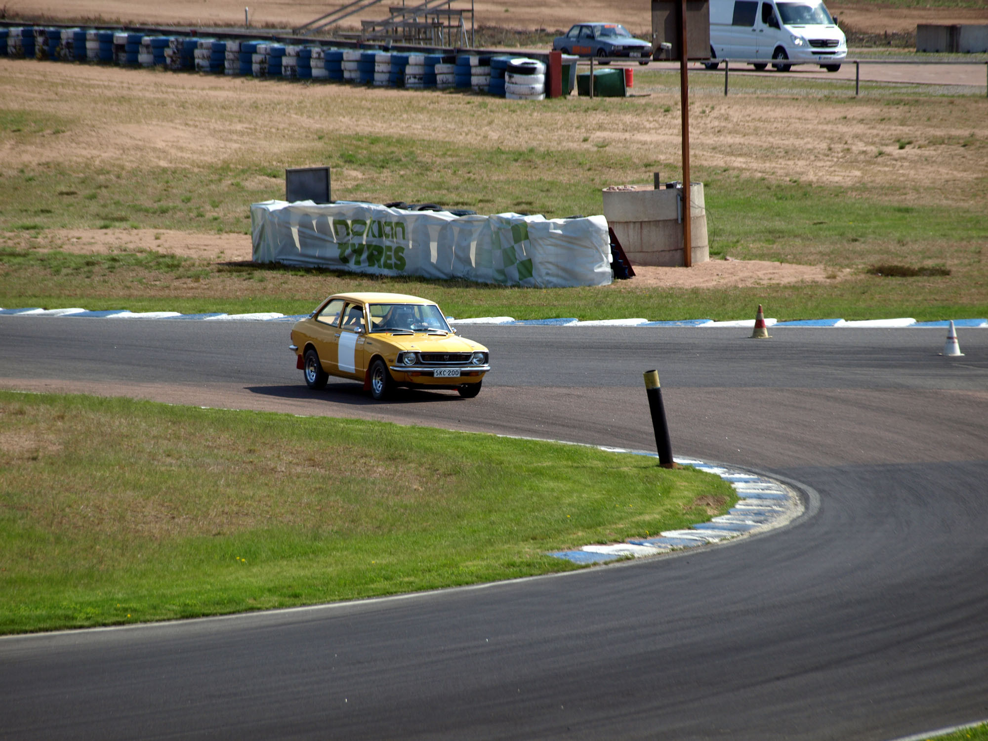 Fintoys ratapÃ¤ivÃ¤ 23.5.2014 Alastaro Circuit, Corolla mutkassa
