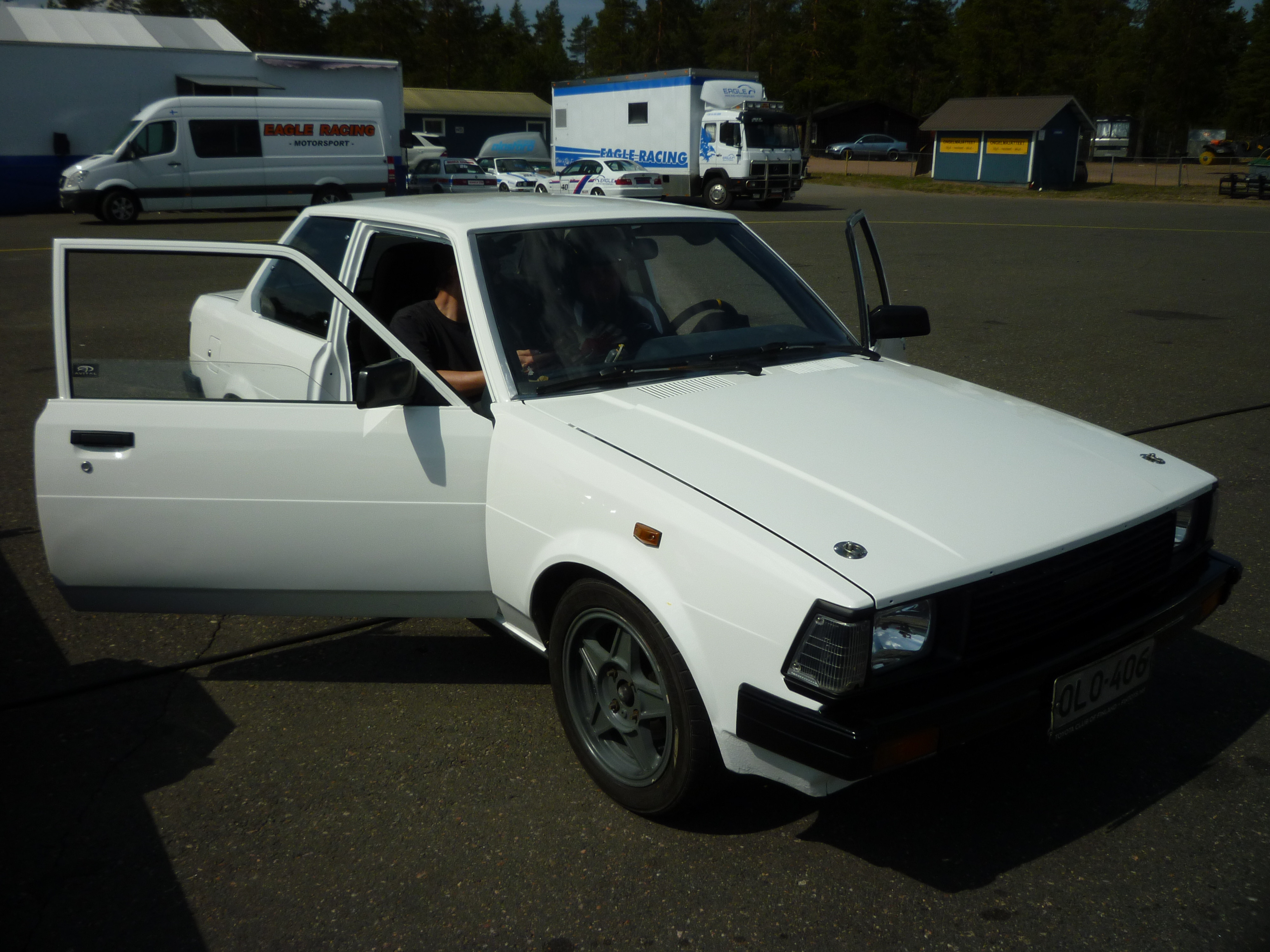 Fintoys ratapÃ¤ivÃ¤ 23.5.2014 Alastaro Circuit, Valkoinen Toyota Corolla DX KE70
