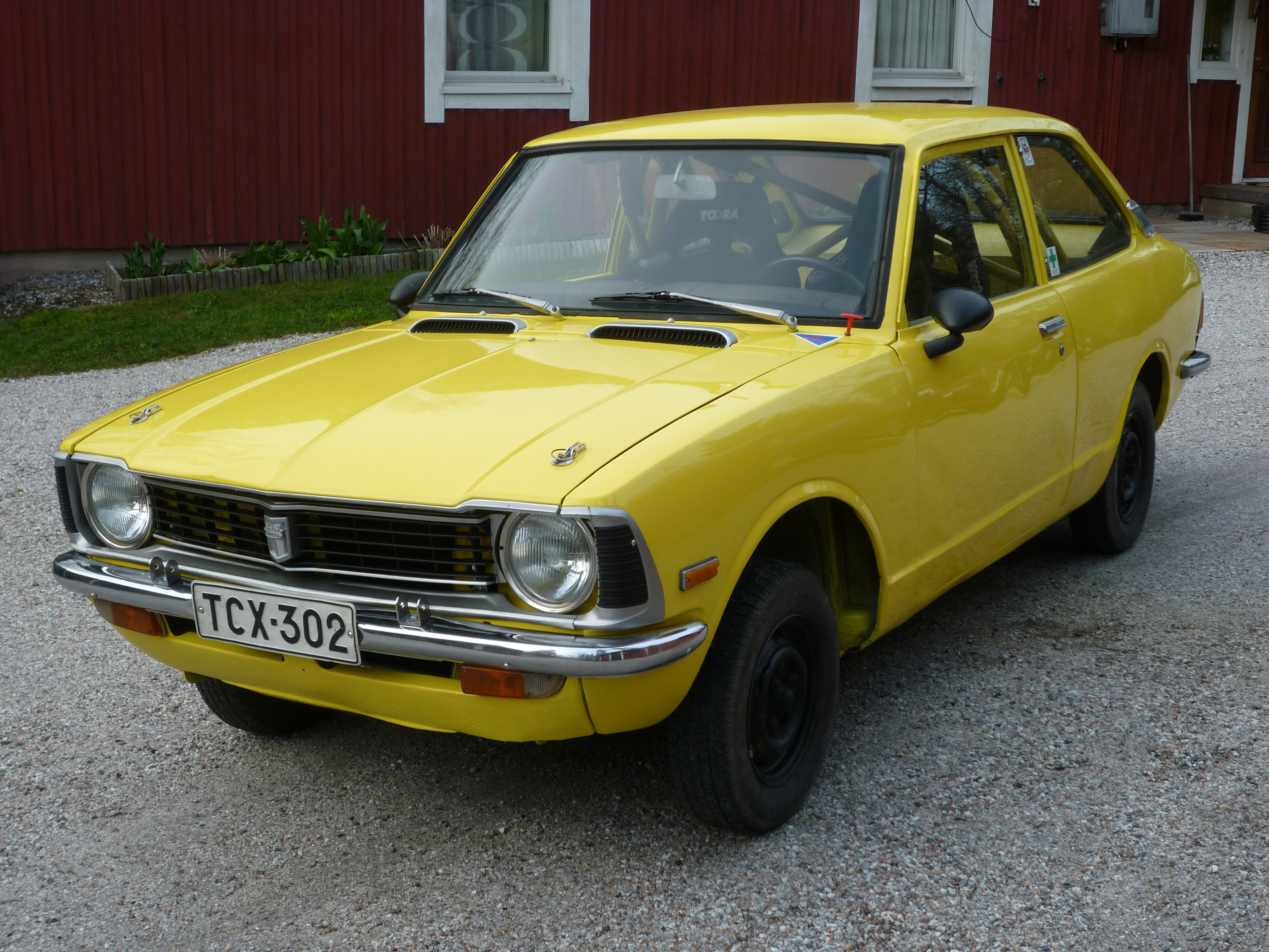 Historic ralli Corolla KE20 -74, Corolla maalattuna