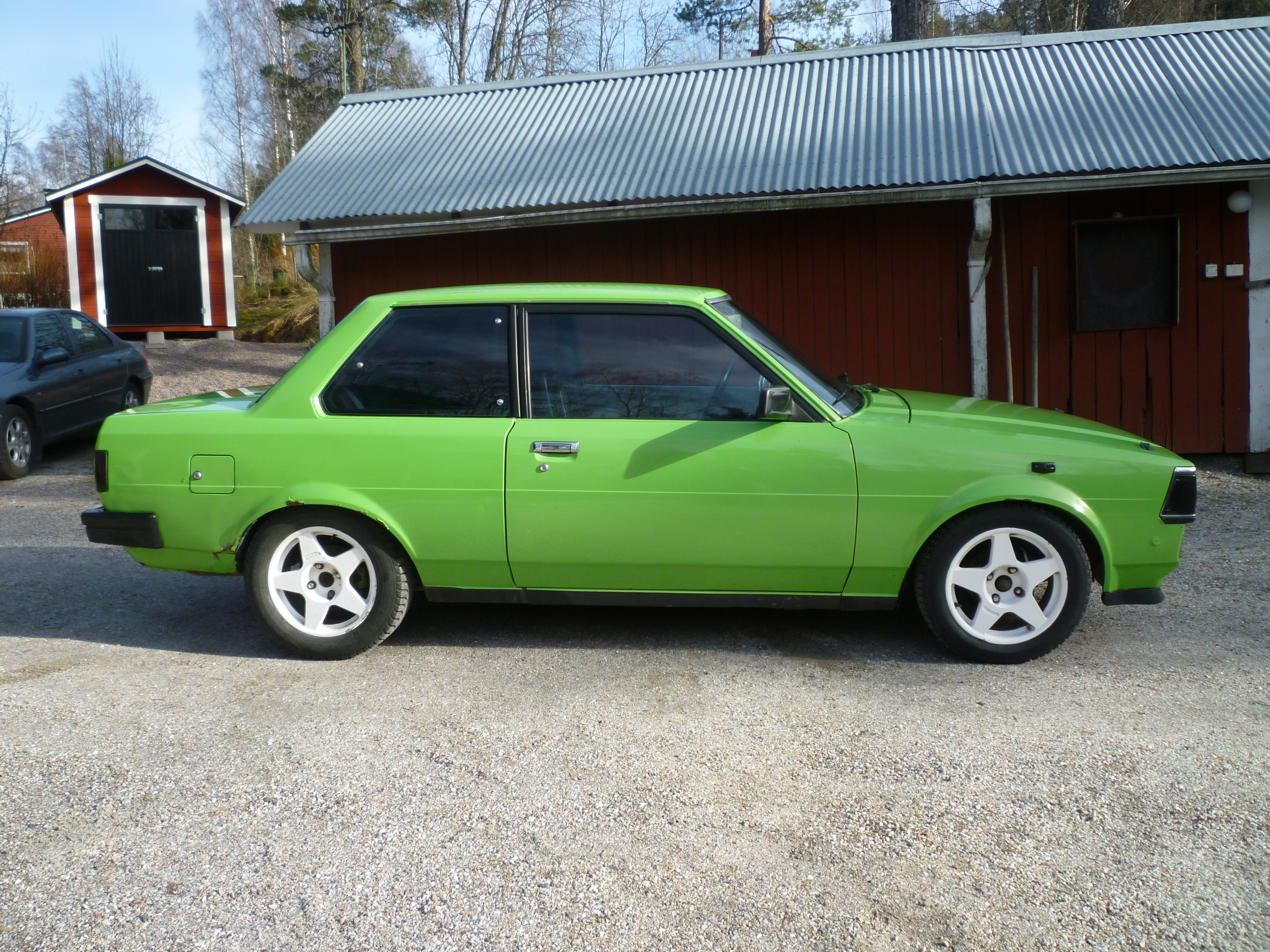 Turbo dx -83, VihreÃ¤ Toyota Corolla KE70 DX