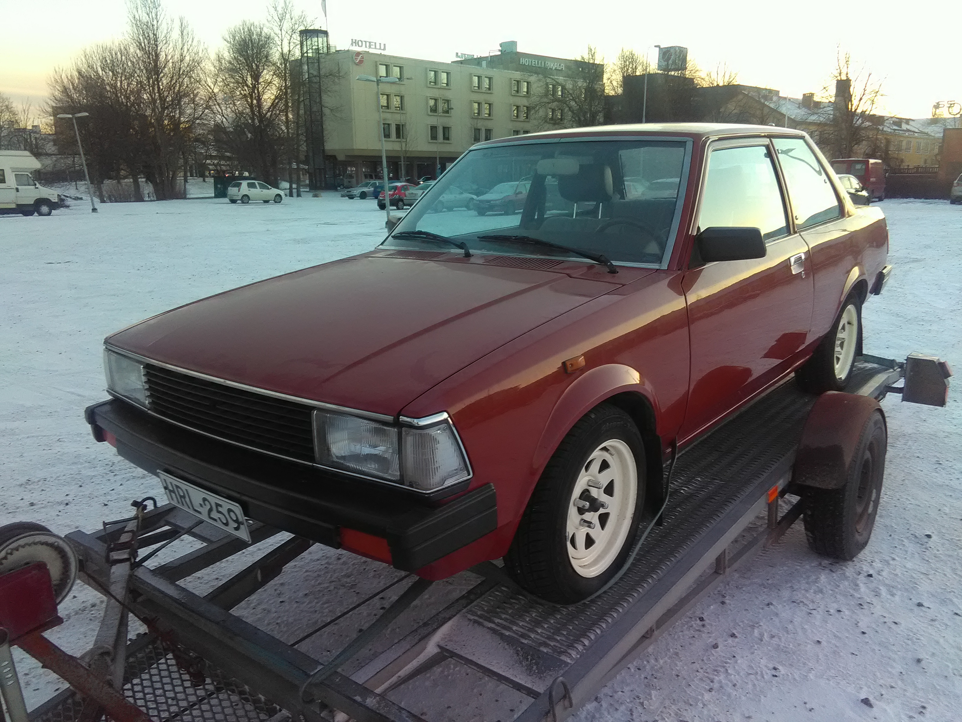 Corolla DX -83